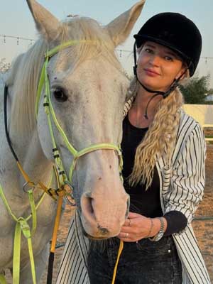Desert Safari Dubai with Horse Riding